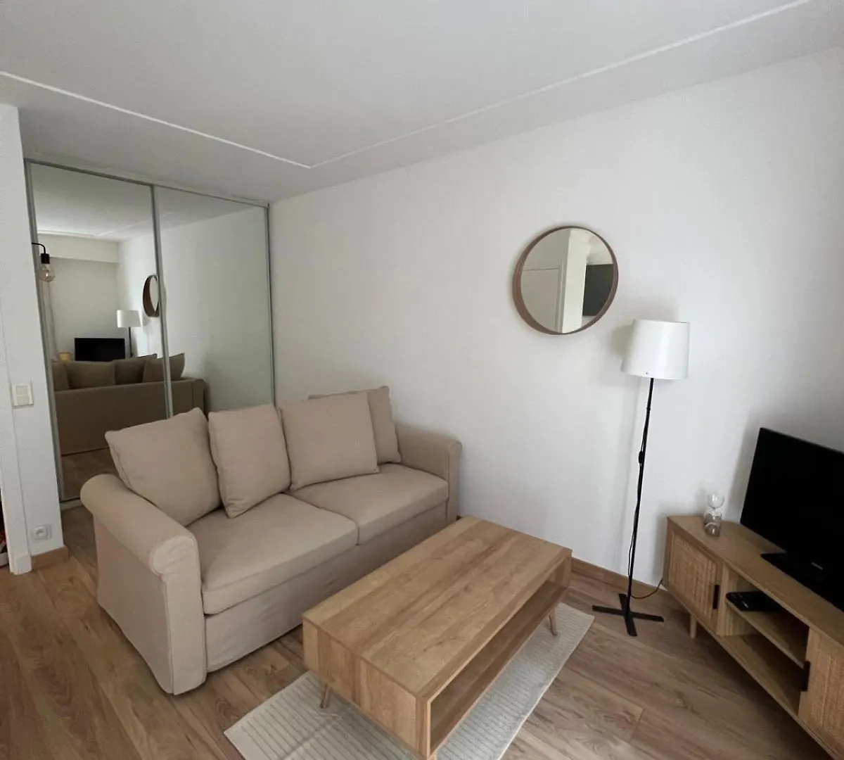 Jolie Studio En Centre-Ville Beaulieu-sur-Mer 0*,